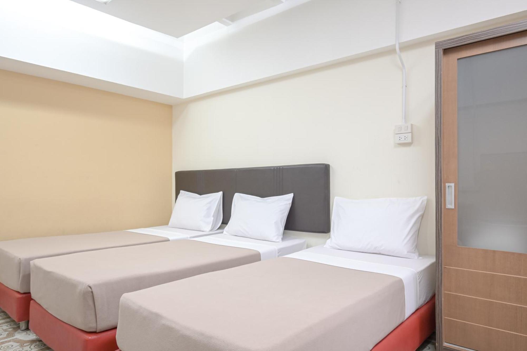 Ac Habitat Bangkok Aparthotel Exteriör bild